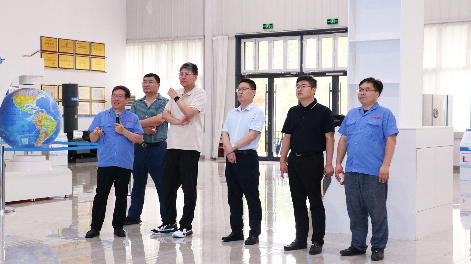 天瑞重工召開青年企業家培養導師制總結會議 -網站